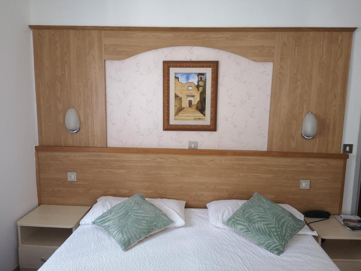 Hotel Villa Milano Peio Fonti Buitenkant foto
